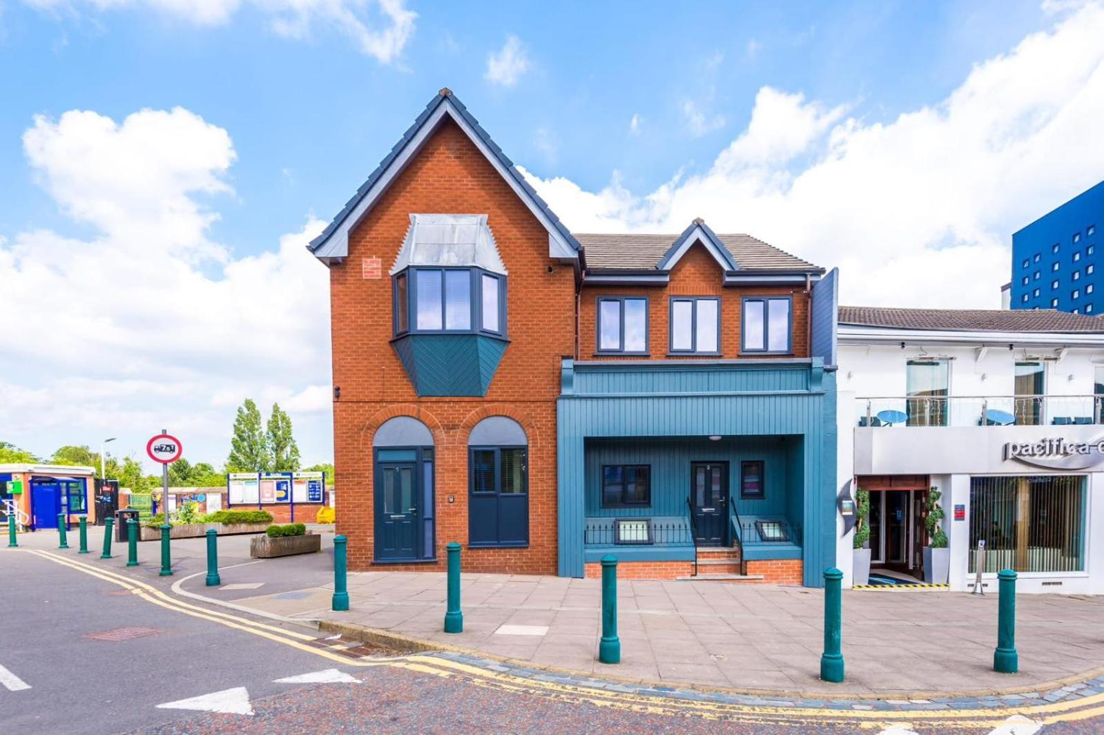 Apartment 6 Manchester Exterior photo